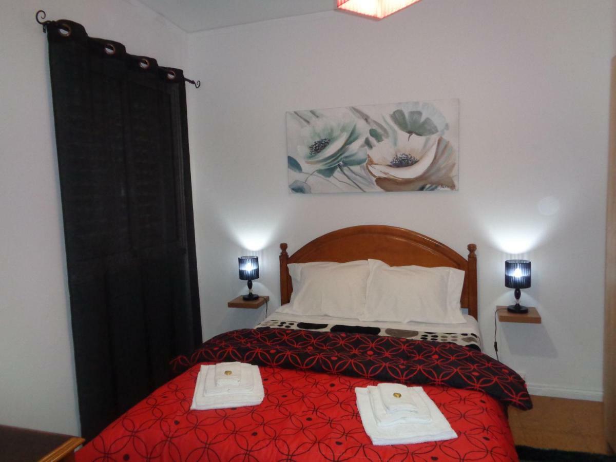 Apartamento Do Barao ปอนตาเดลกาดา ภายนอก รูปภาพ